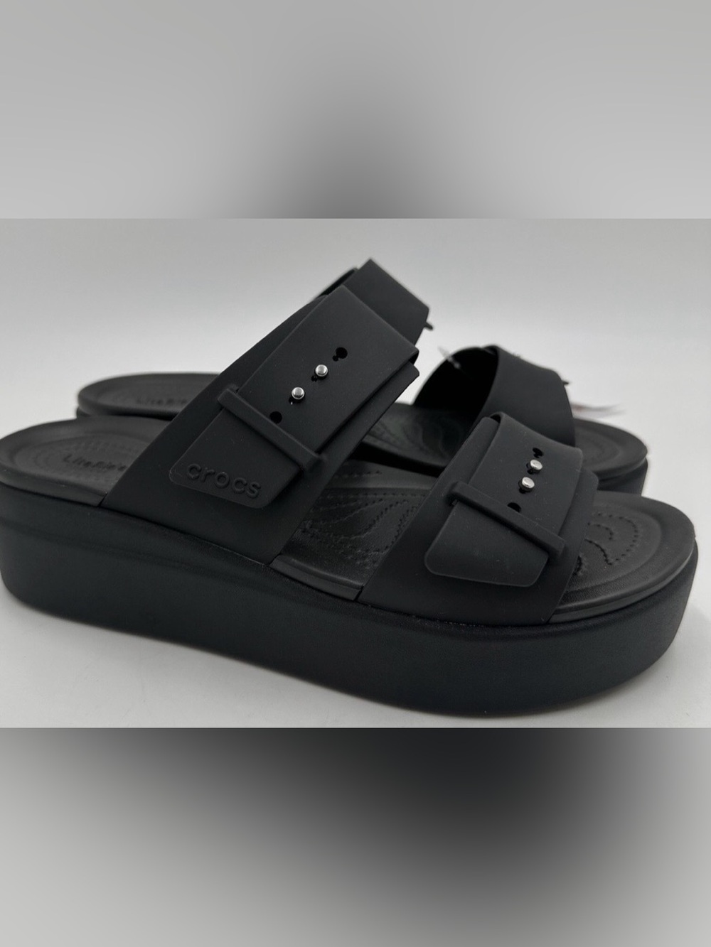 Crocs Sandals Brooklyn Buckle Low Wedge Women Black 207431 Buckle Size 8